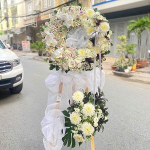 Kệ Hoa Tang Lễ - Nốt Trầm