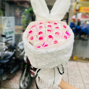 Bó Hoa Sáp Tai Thỏ Tone Trắng Hồng Dịu Dàng Dễ Thương MS91