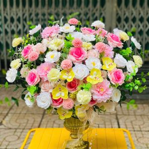 Bình Hoa Sáp Mix Từ Nhiều Màu Ngọt Ngào, Sang Trọng - HS01