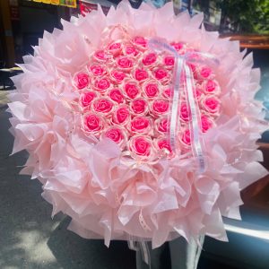 Sweet Infinity - Bó hoa sáp 40 bông Tone Hồng Lãng Mạn Dành Tặng Cho Người Thương
