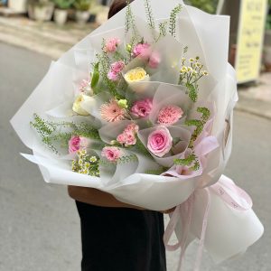 Celestine Grace (hoa phối ngẫu nhiên theo ngày)